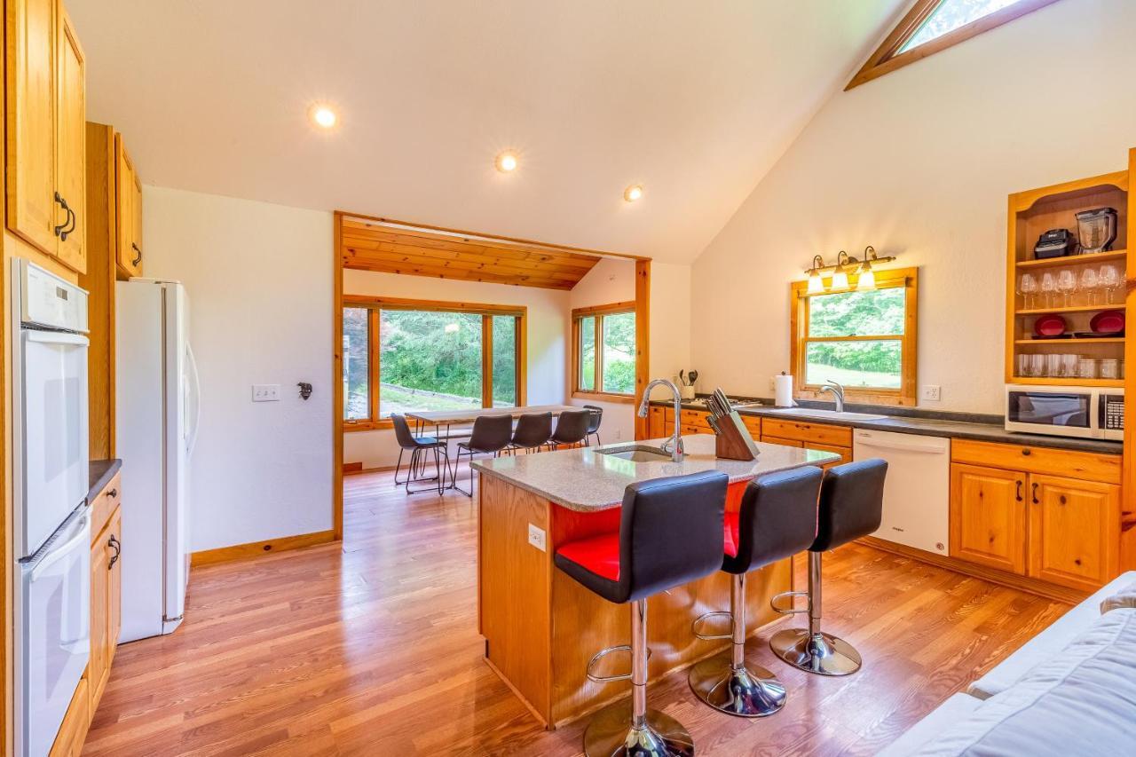Pebble On The Creek Villa Whittier Bagian luar foto